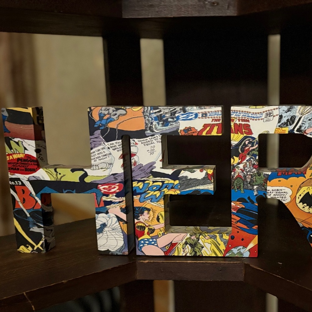 DC Comics wood wall decor